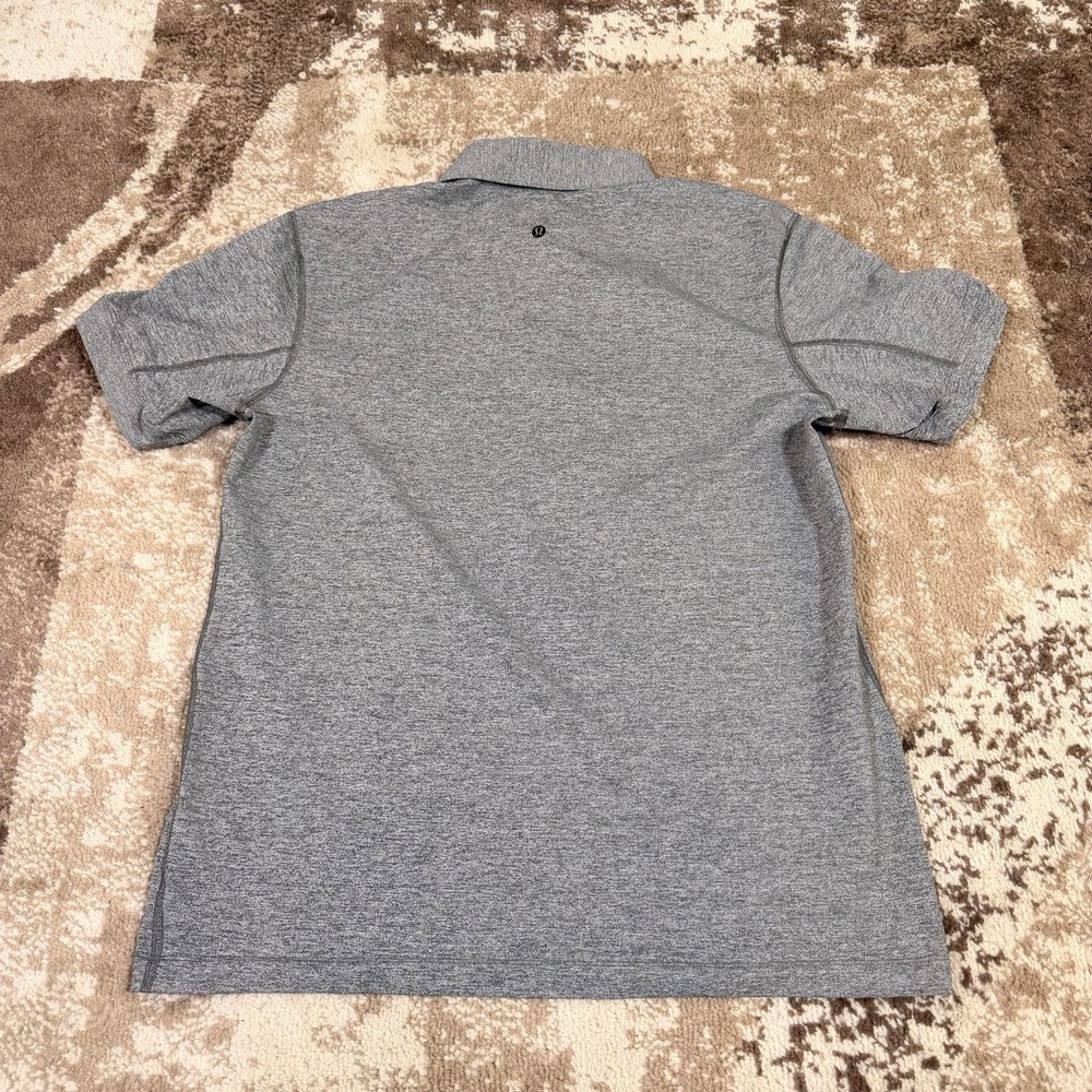 Lululemon Polo Shirt Mens Medium Gray Activewear Evolution Performance Golf - Picture 5 of 7